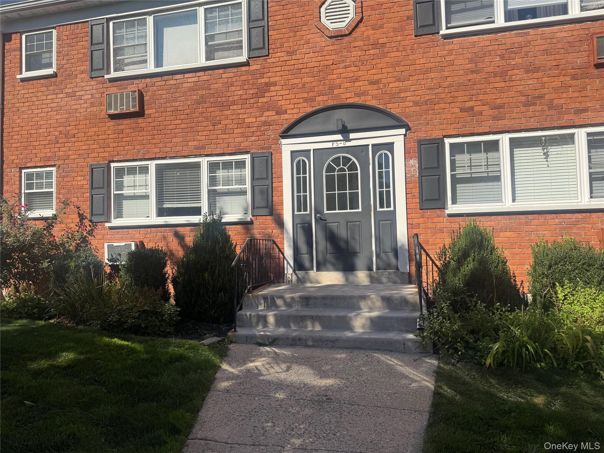 1879 Crompond Road Unit F6, Peekskill NY 10566