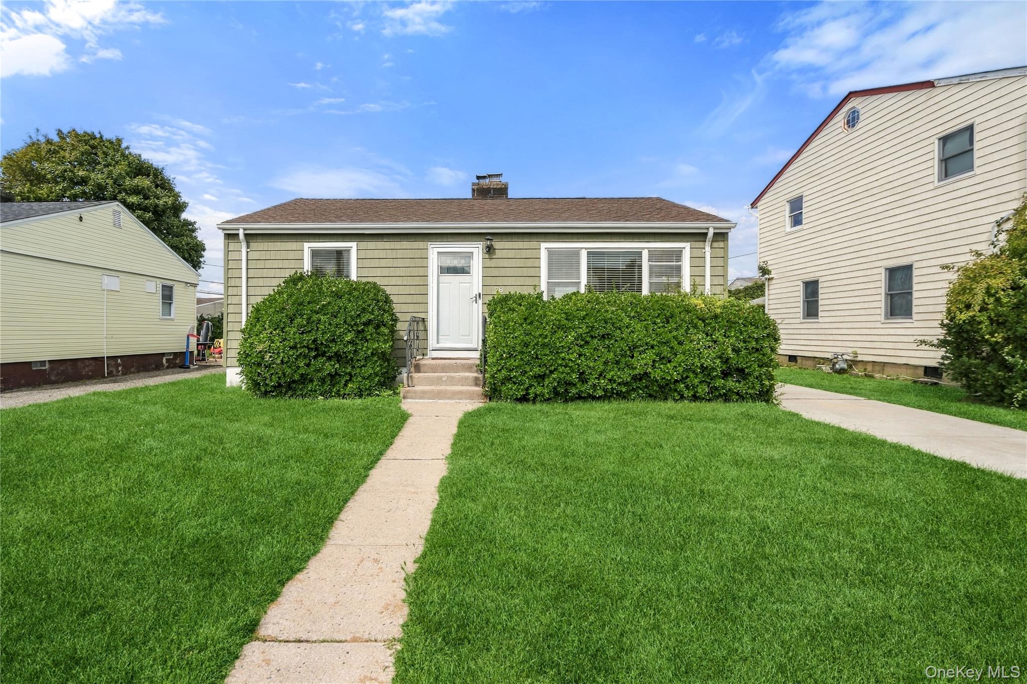 78 Robert Street, Freeport NY 11520