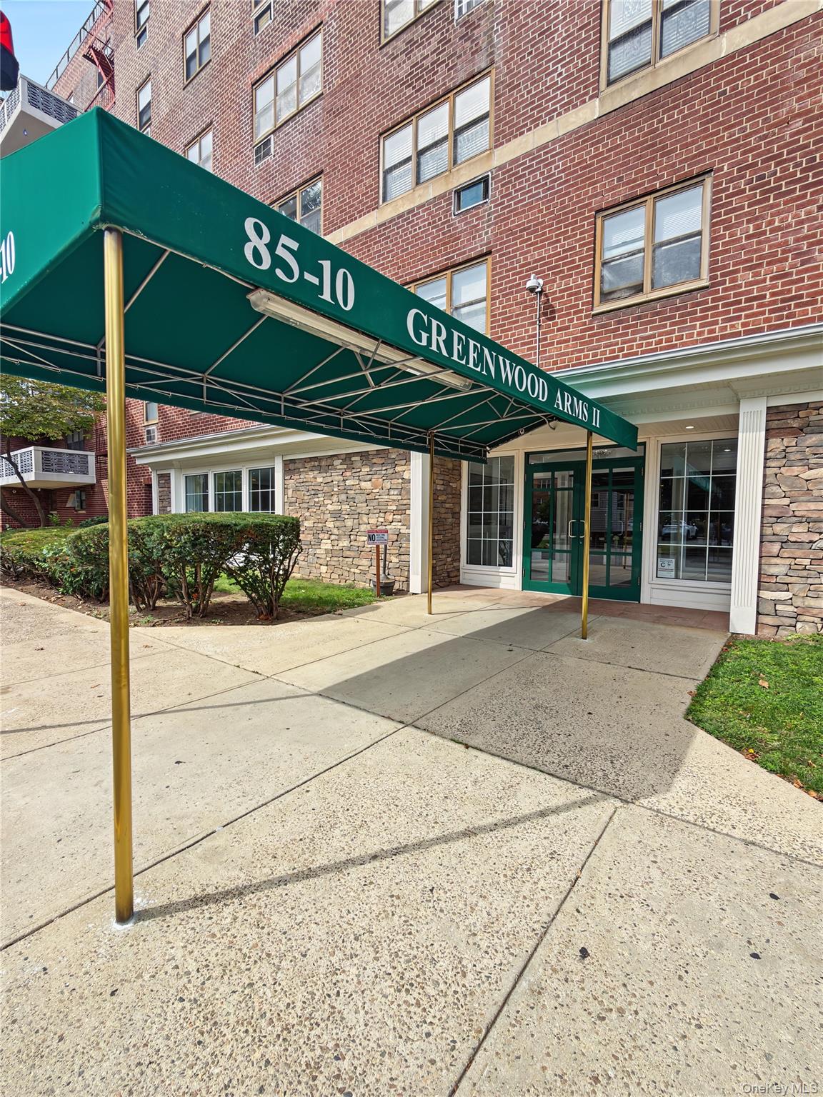 85 10 151st Ave Unit 5G, Howard Beach NY 11414