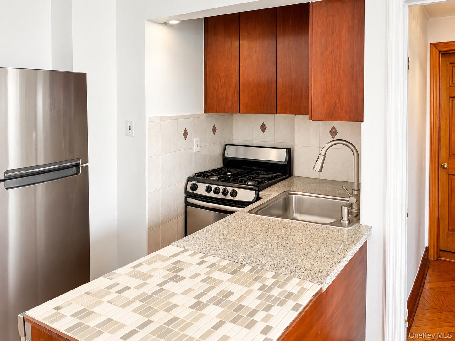 140 W 71st Street Unit 4C, Manhattan NY 10023