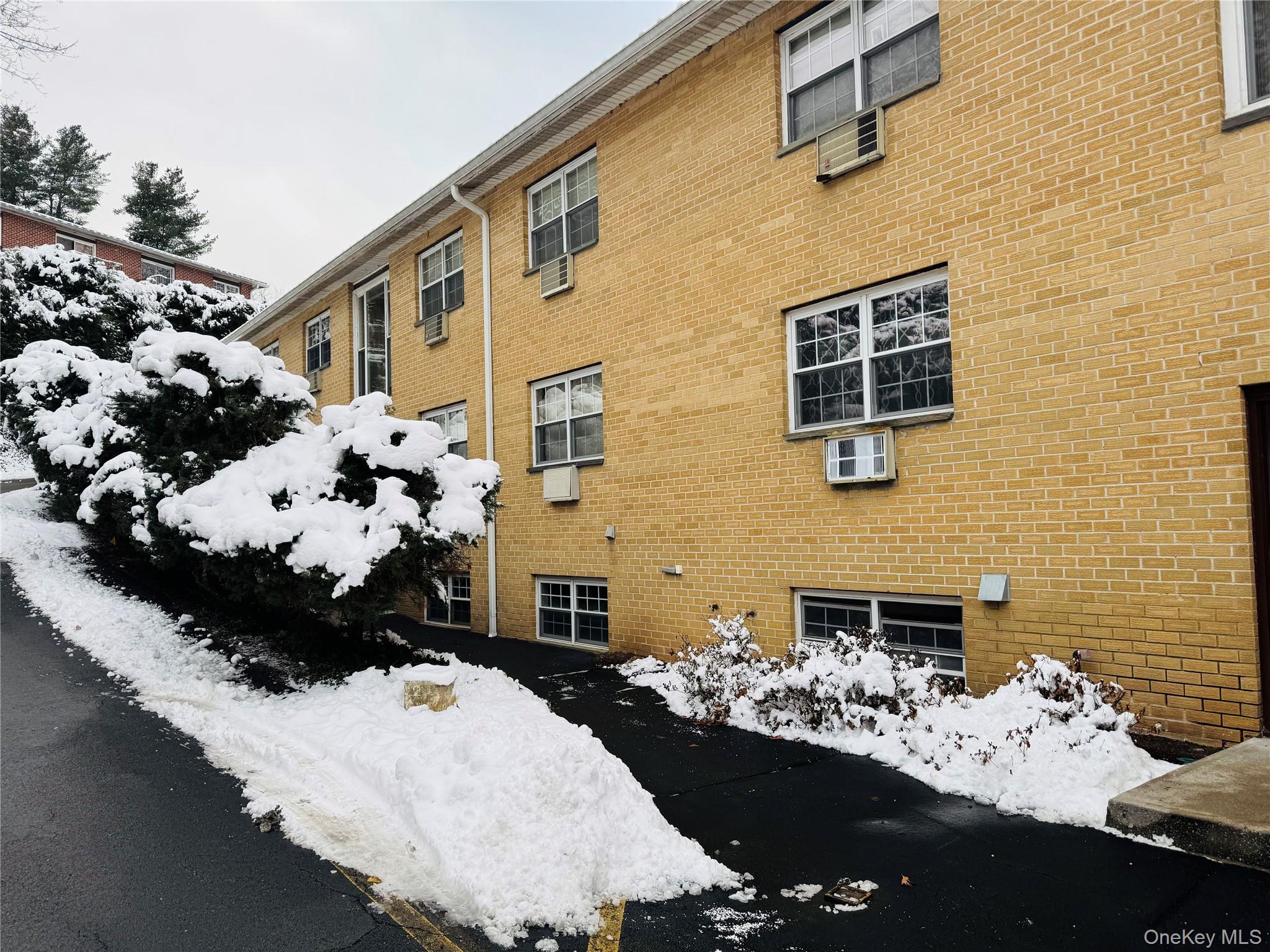 8 Dove Court Unit 8B, Croton-on-Hudson NY 10520
