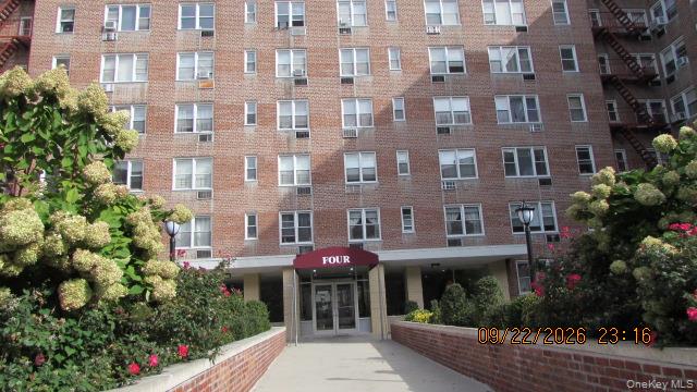 4 Sadore Lane Unit 7J, Yonkers NY 10710