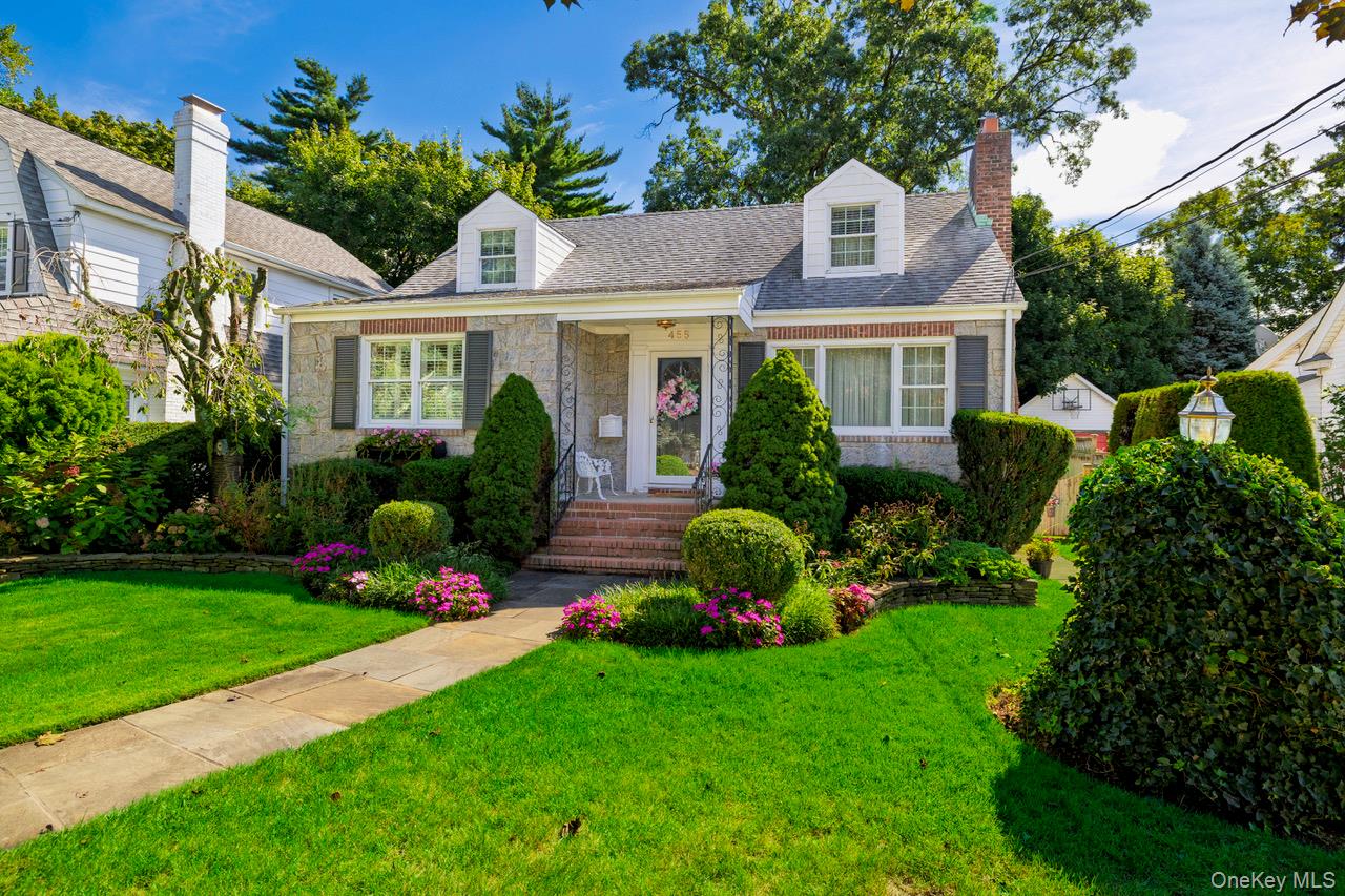 455 Morris Avenue, Rockville Centre NY 11570