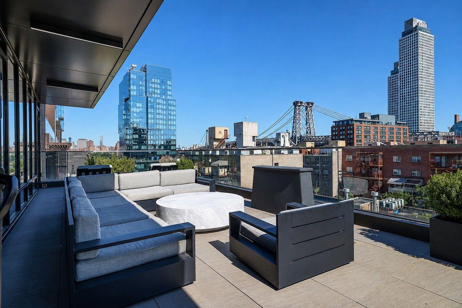 429 KENT Avenue Unit 901, Brooklyn NY 11249