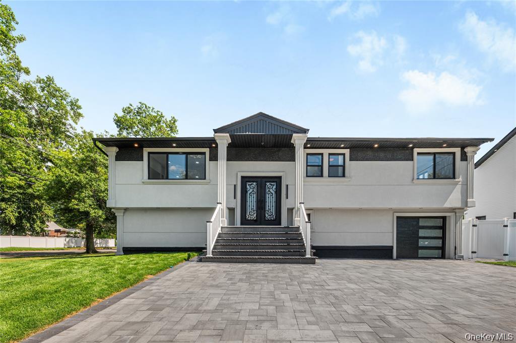 274 Central Park Road, Plainview NY 11803