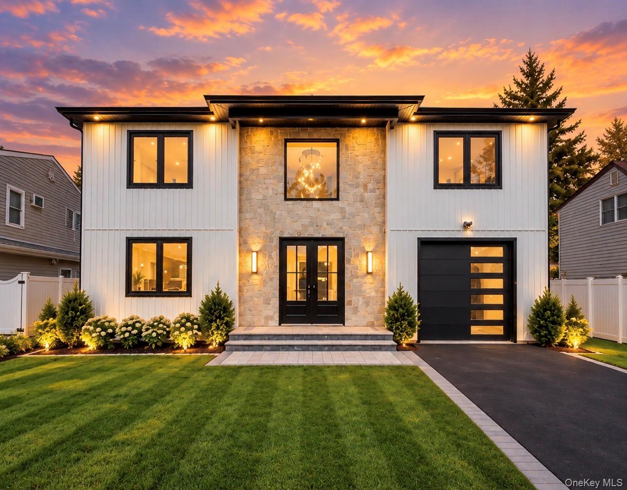 93 Stone, Levittown NY 11756
