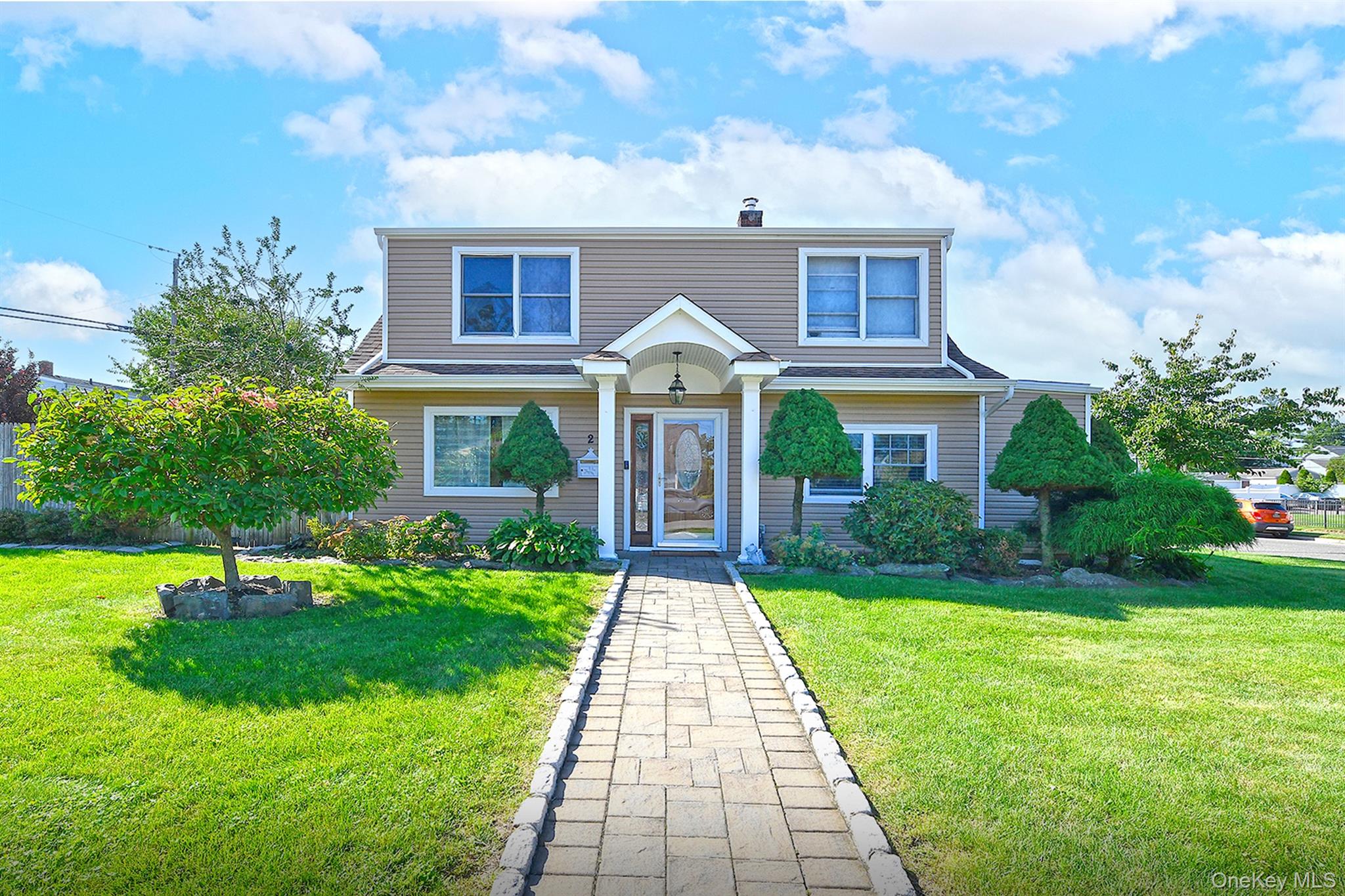 2 Cooper Lane, Levittown NY 11756
