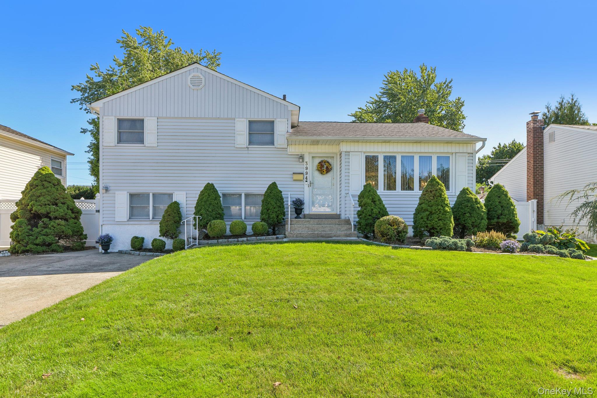 3994 Daleview Avenue, Seaford NY 11783