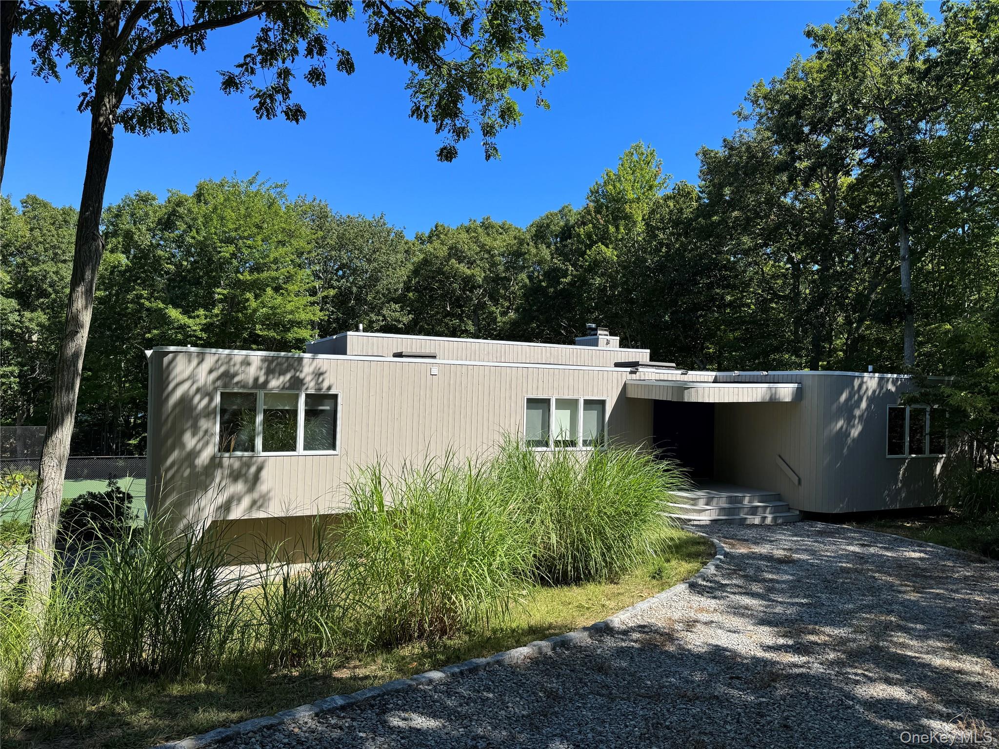 2 Little Court, East Hampton NY 11937