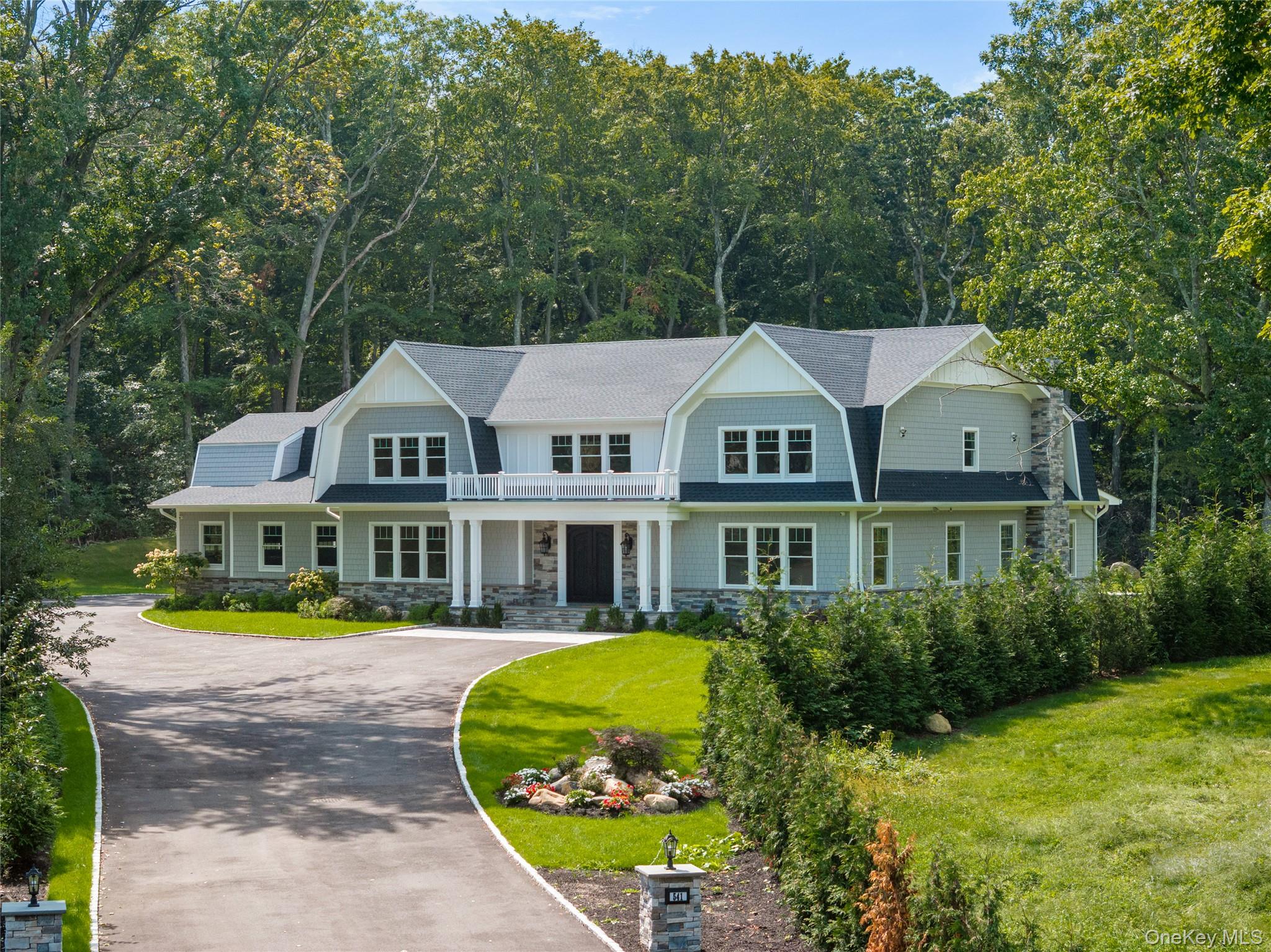 541 Split Rock Road, Syosset NY 11791