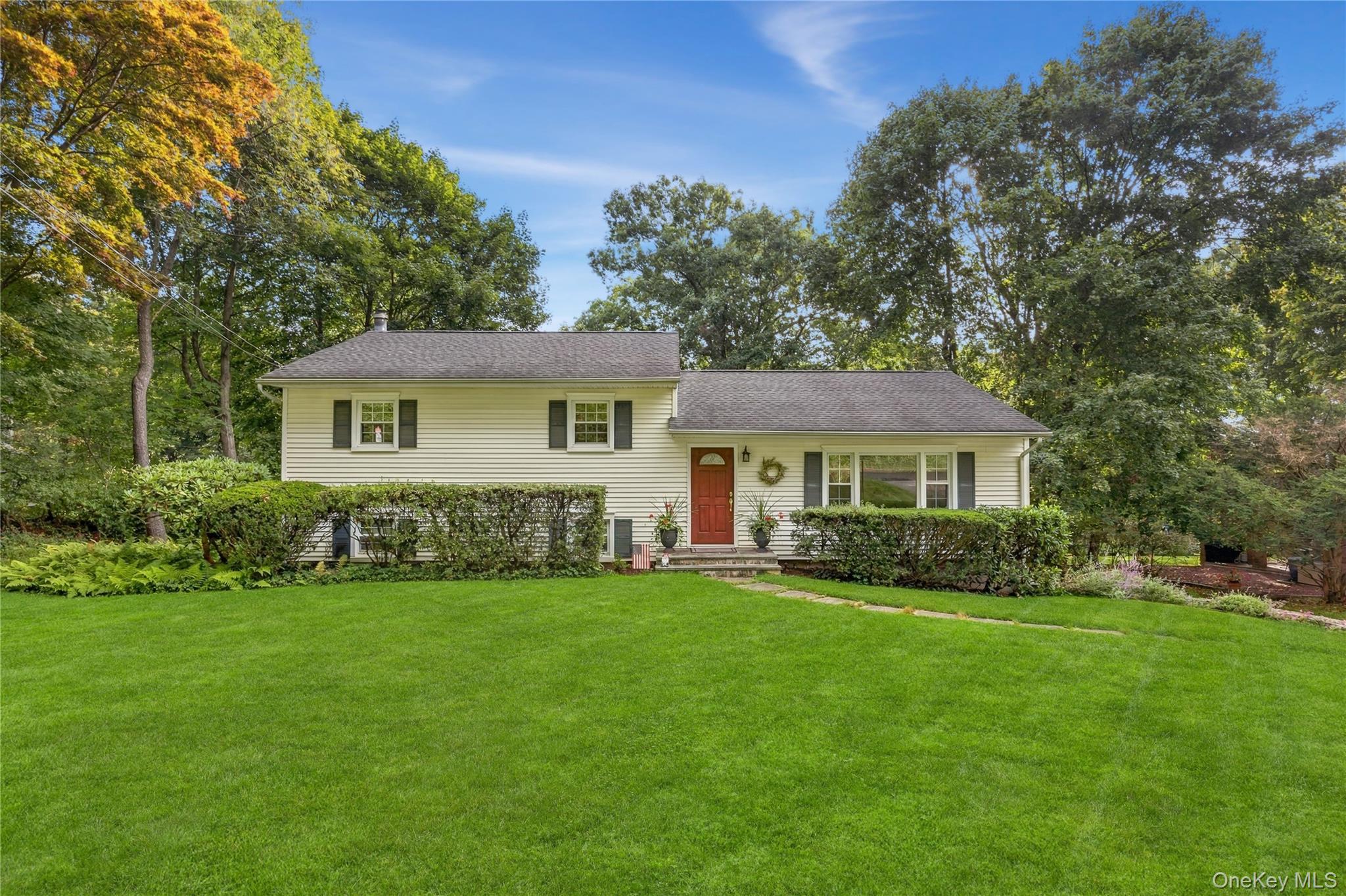 6 Hillside Terrace, Mahopac NY 10541