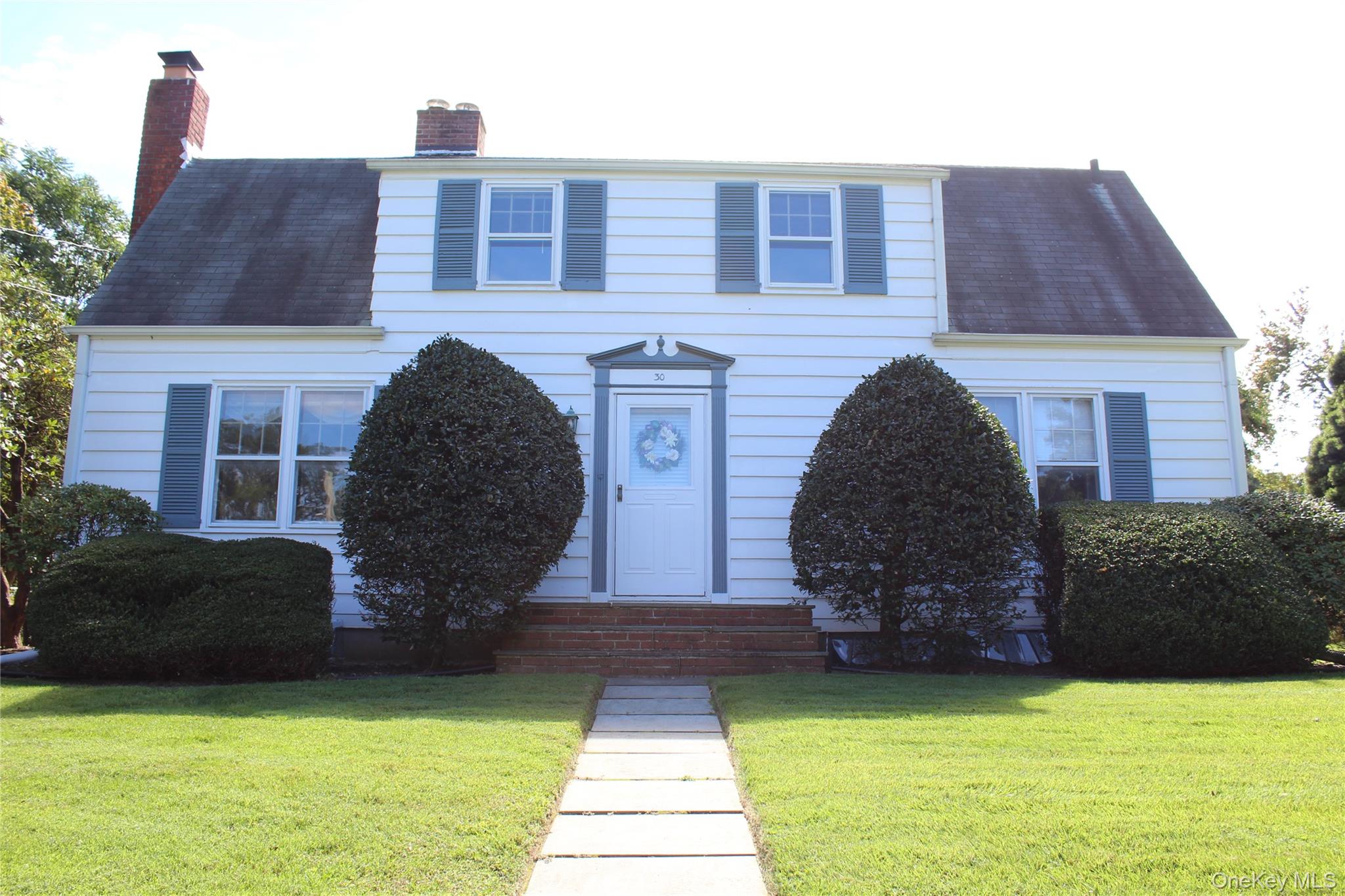 30 Randou Drive, Huntington NY 11743