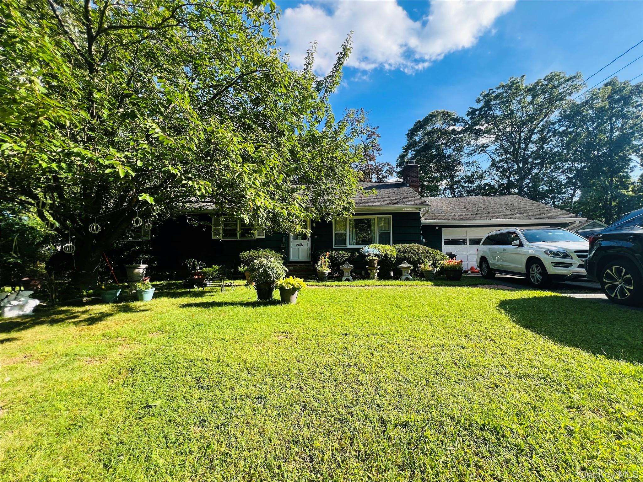 250 N Country Road Unit Single Family, Port Jefferson NY 11777