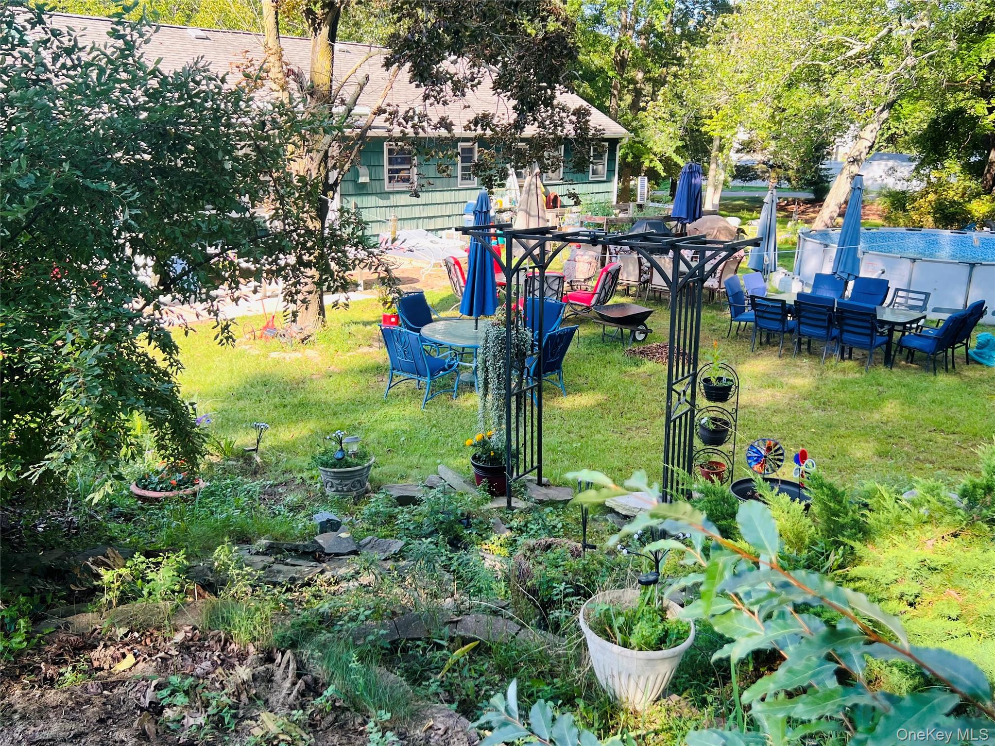 250 N Country Road Unit Single Family, Port Jefferson NY 11777