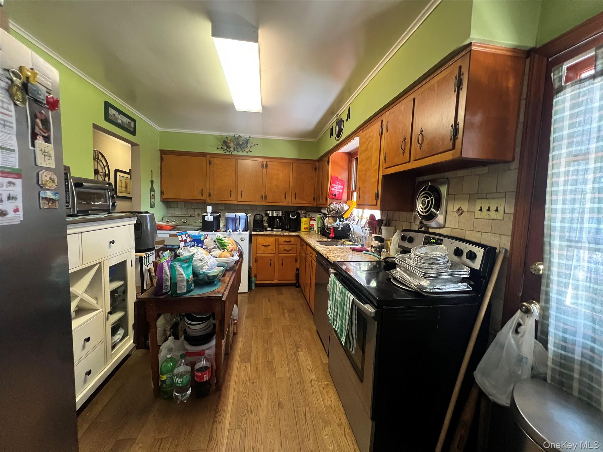250 N Country Road Unit Single Family, Port Jefferson NY 11777
