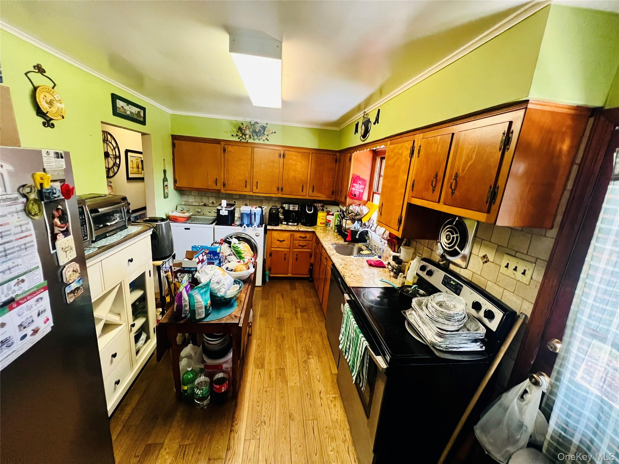 250 N Country Road Unit Single Family, Port Jefferson NY 11777
