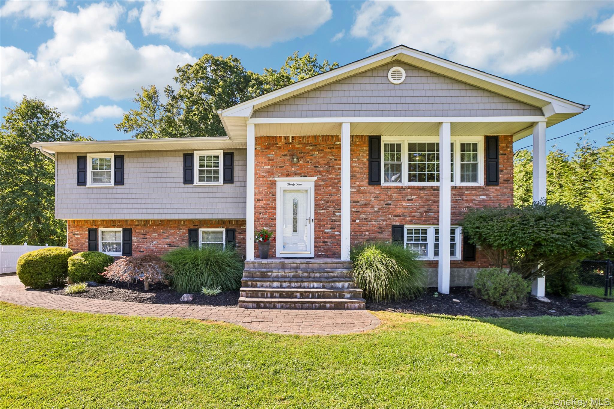 34 Glenside Drive, New City NY 10956