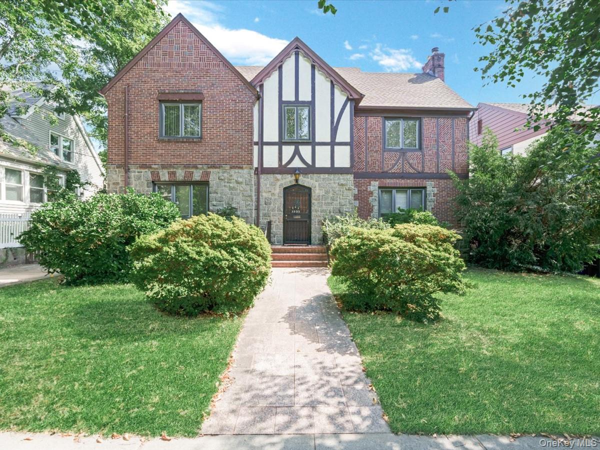 3533 171st Street, Flushing NY 11358