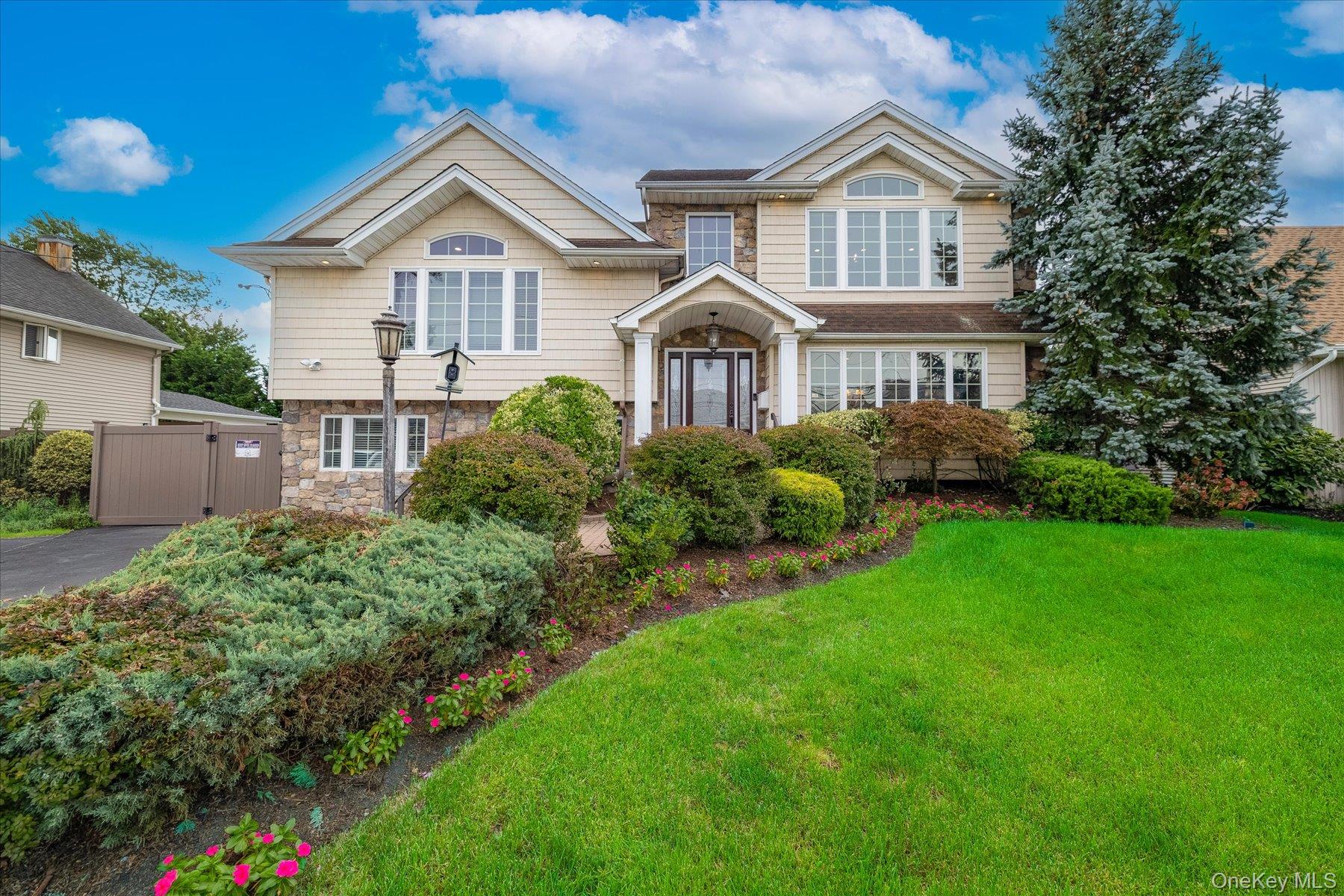 159 Murray Drive, Oceanside NY 11572