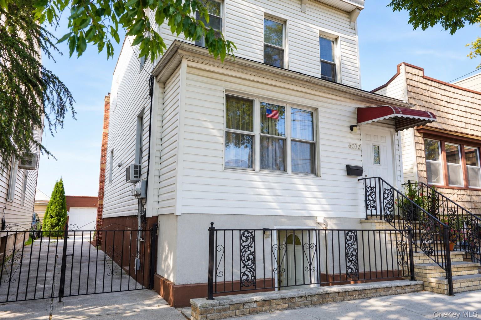 6075 59th Avenue, Maspeth NY 11378