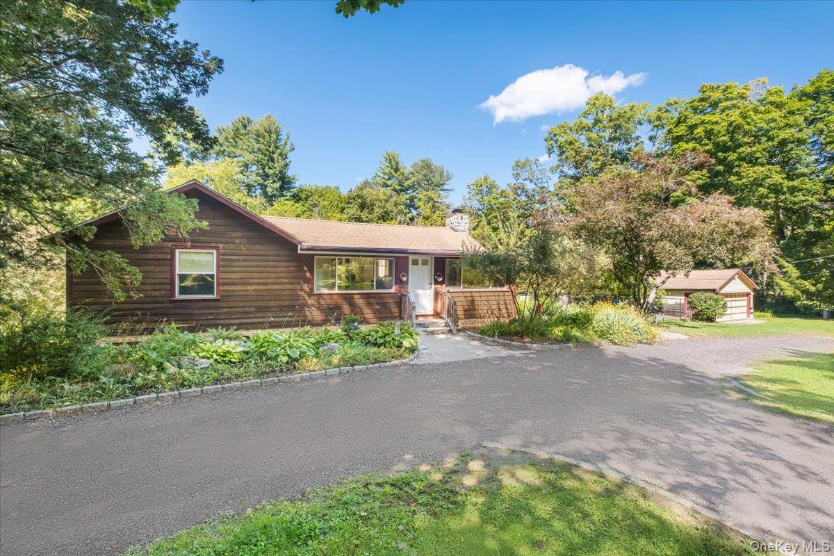 291 Peekskill Hollow Road, Putnam Valley NY 10579