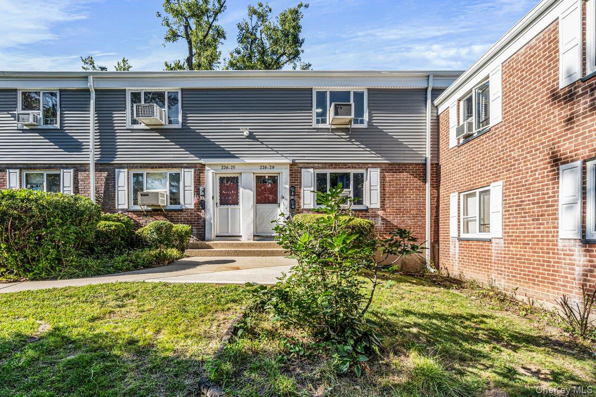 226-29 Manor Rd Unit #2 Upper, Queens Village NY 11427