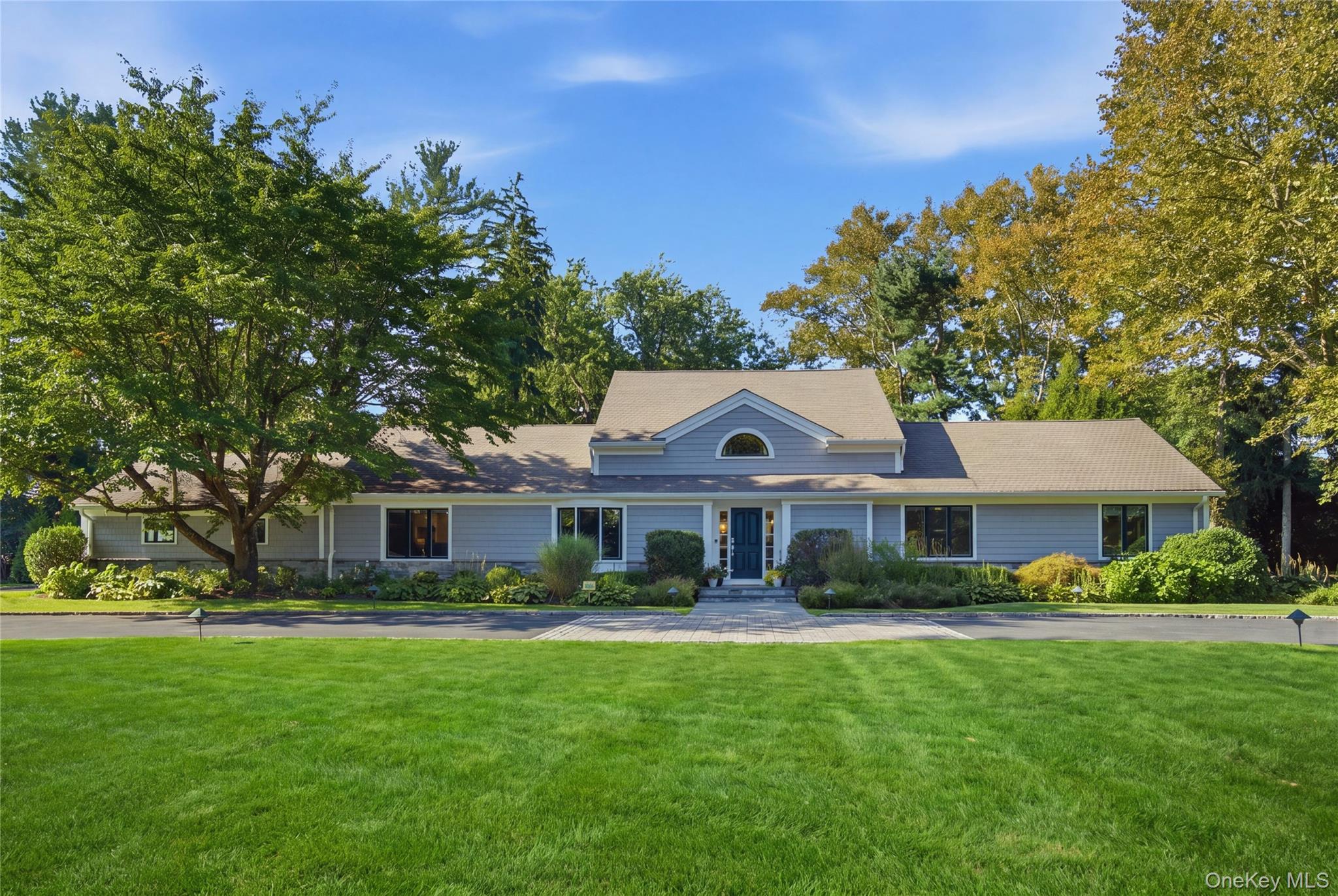 2 Meadow Road, Old Westbury NY 11568