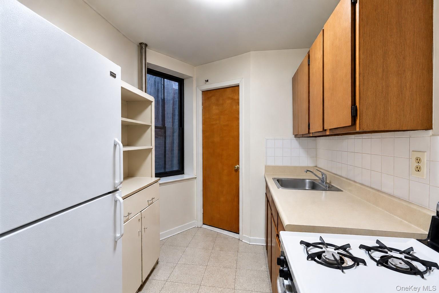 153 West 106th Street Unit 3B, Manhattan NY 10025