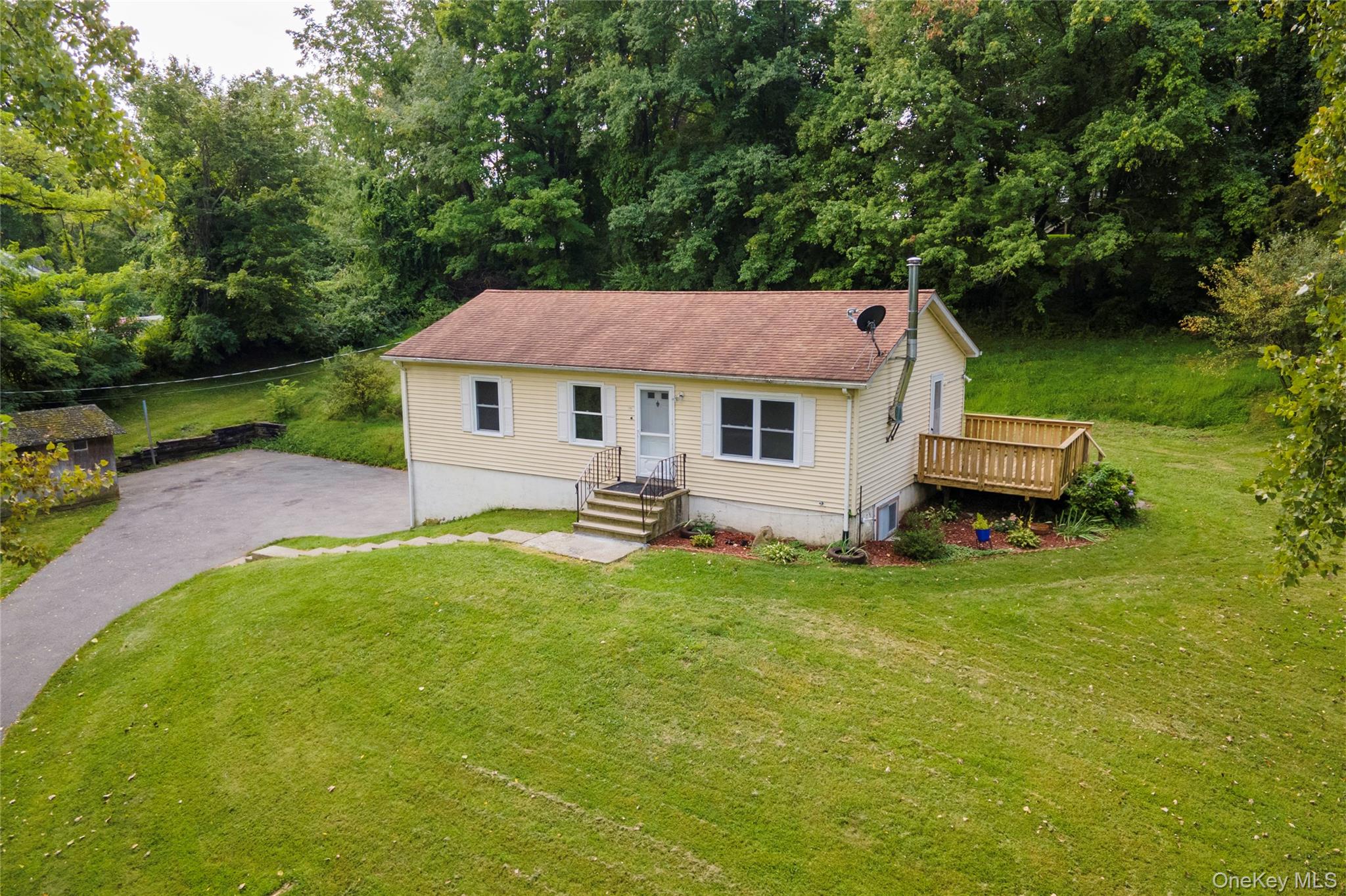 158 Stagecoach Pass, Stormville NY 12582