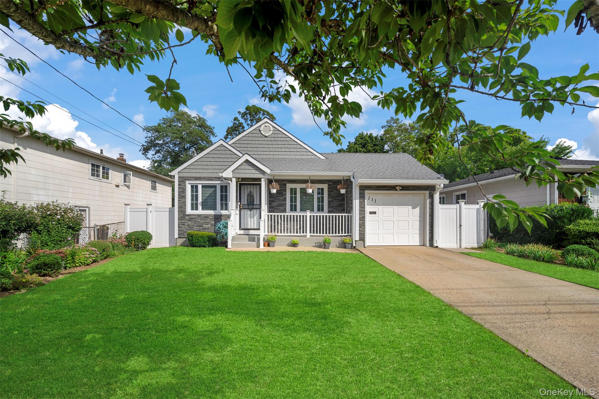 111 Woodside Avenue, Freeport NY 11520