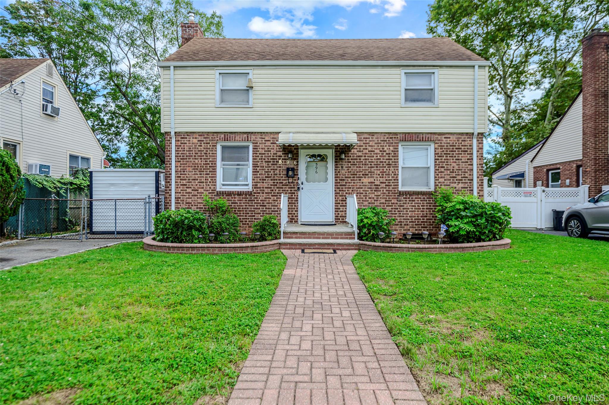 596 Irving Street, Westbury NY 11590