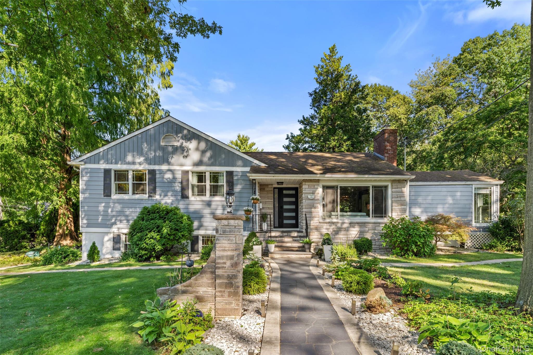 12 Longspur Road, Yonkers NY 10701