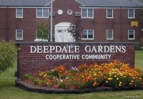 249-52 60th Avenue Unit Upper, Little Neck NY 11362
