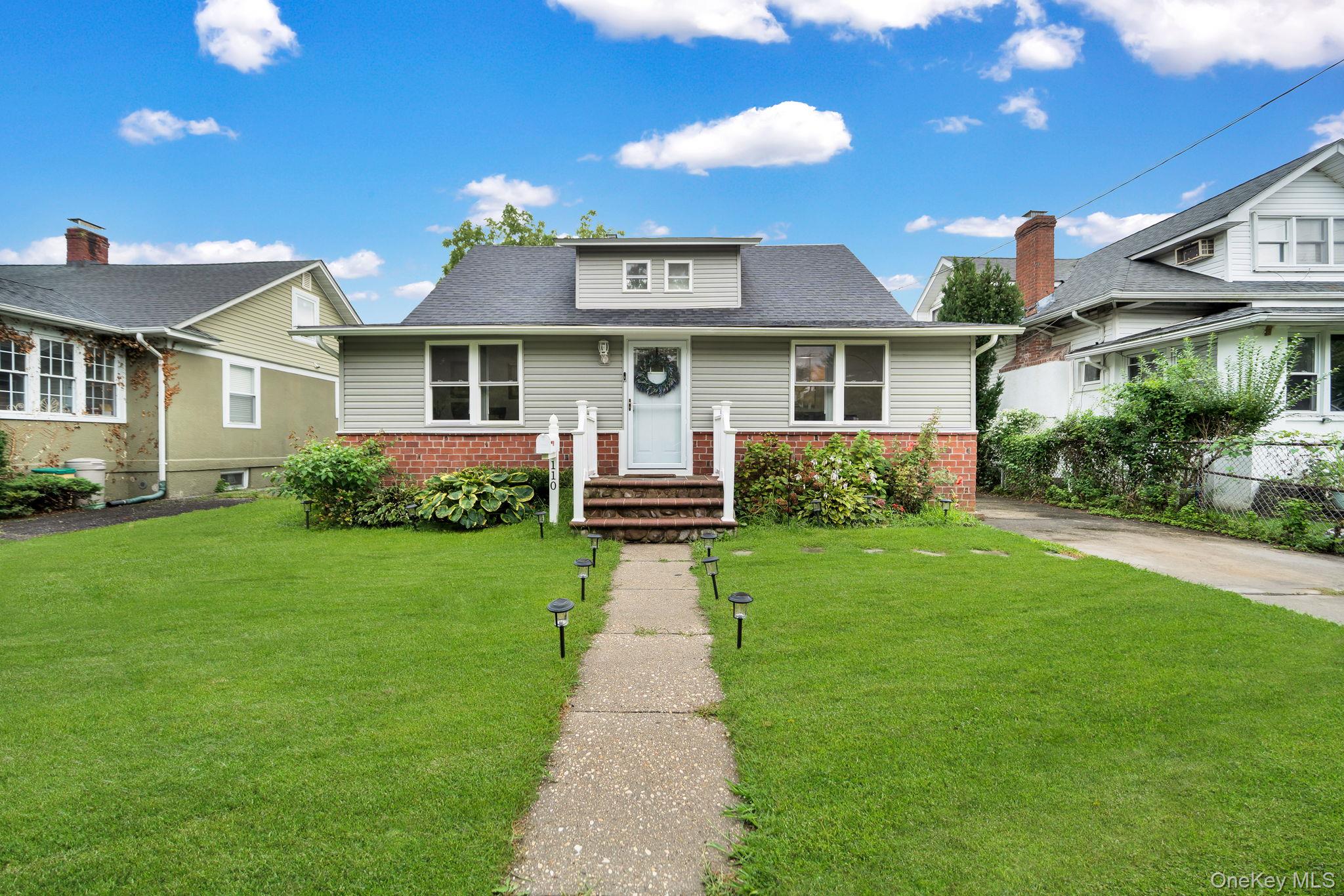 110 N Park Avenue, Bay Shore NY 11706
