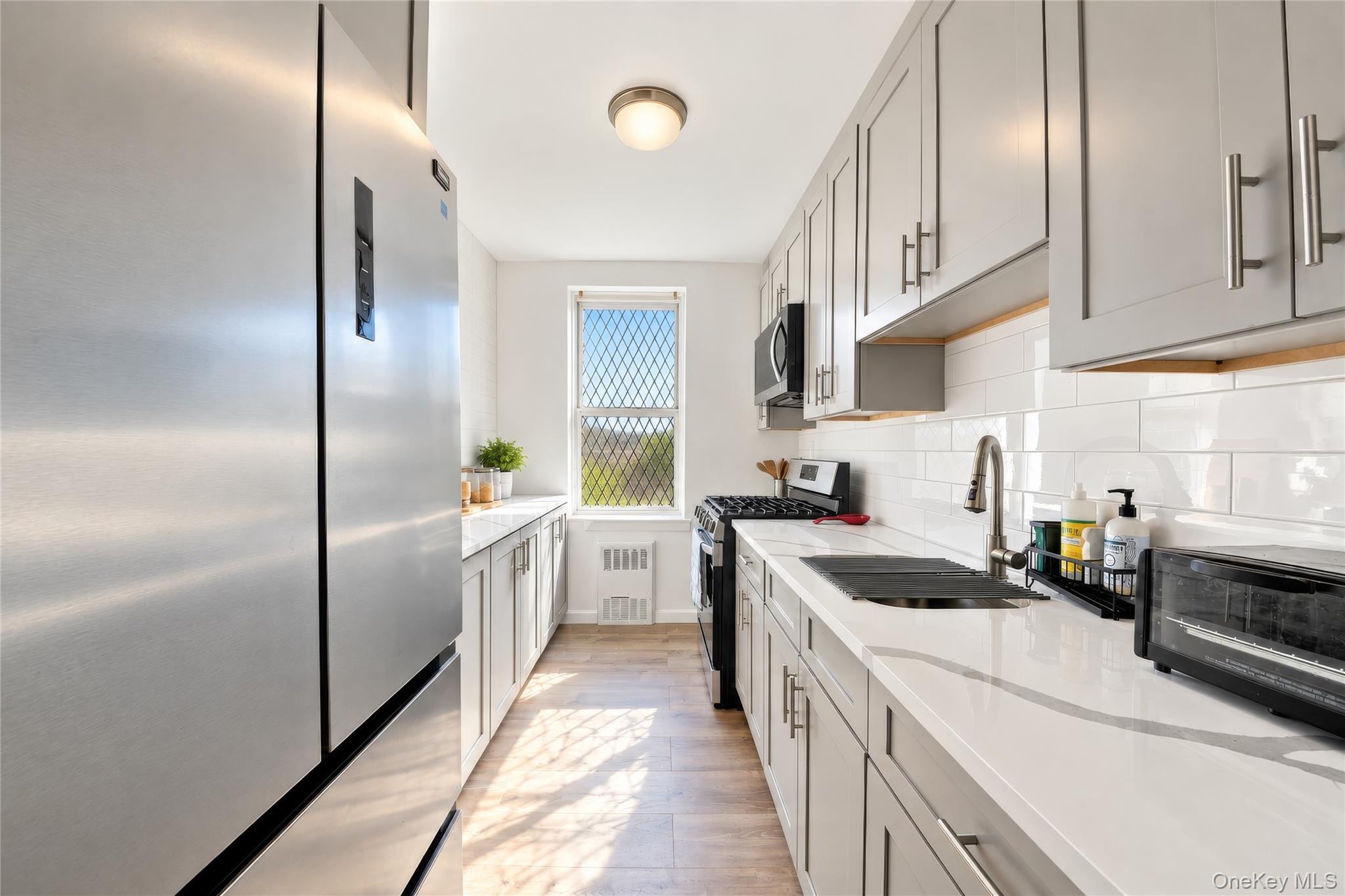 300 N Broadway Unit 4M, Yonkers NY 10701
