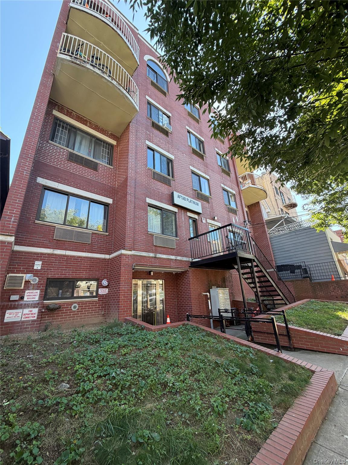 112-26 38th Avenue Unit 4A, Corona NY 11368