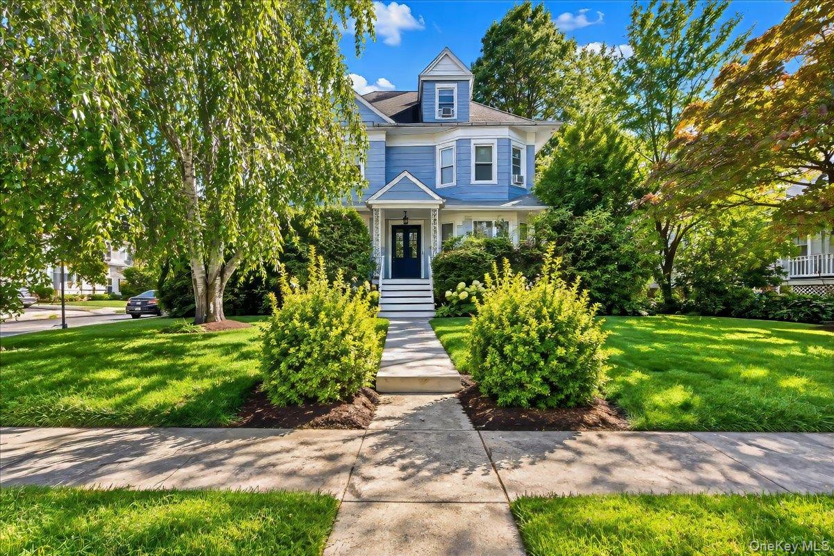 20 Edgewood Park, New Rochelle NY 10801