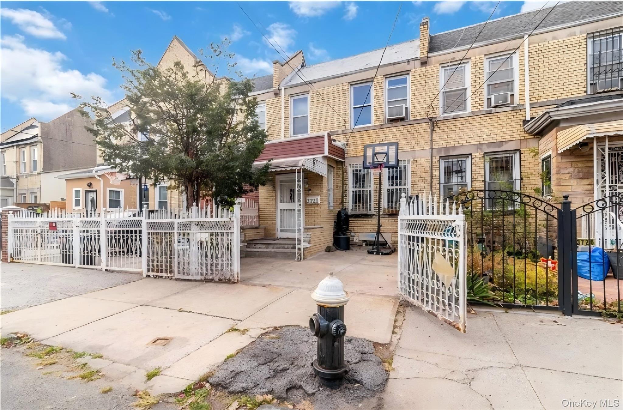 3723 Rombouts Avenue, Bronx NY 10466
