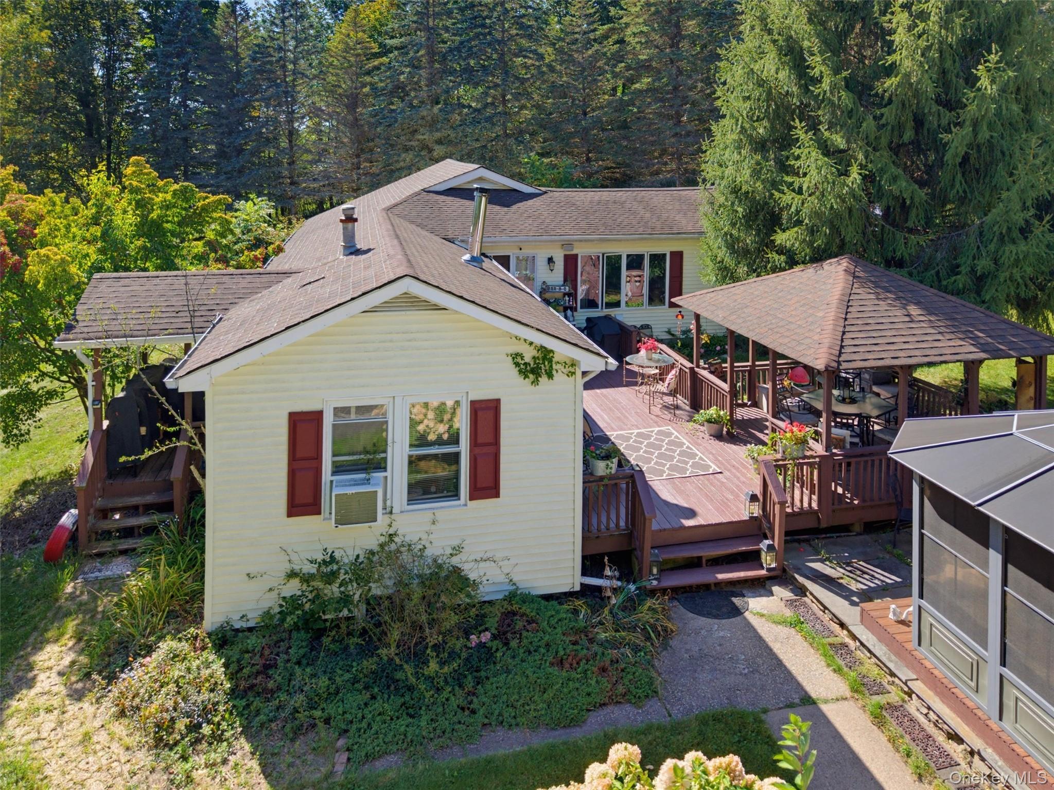 1758 Ulster Heights Road, Ellenville NY 12428