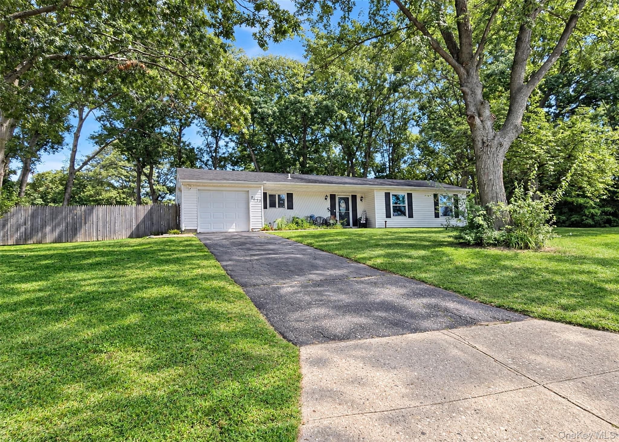 2679 Heather Avenue, Medford NY 11763