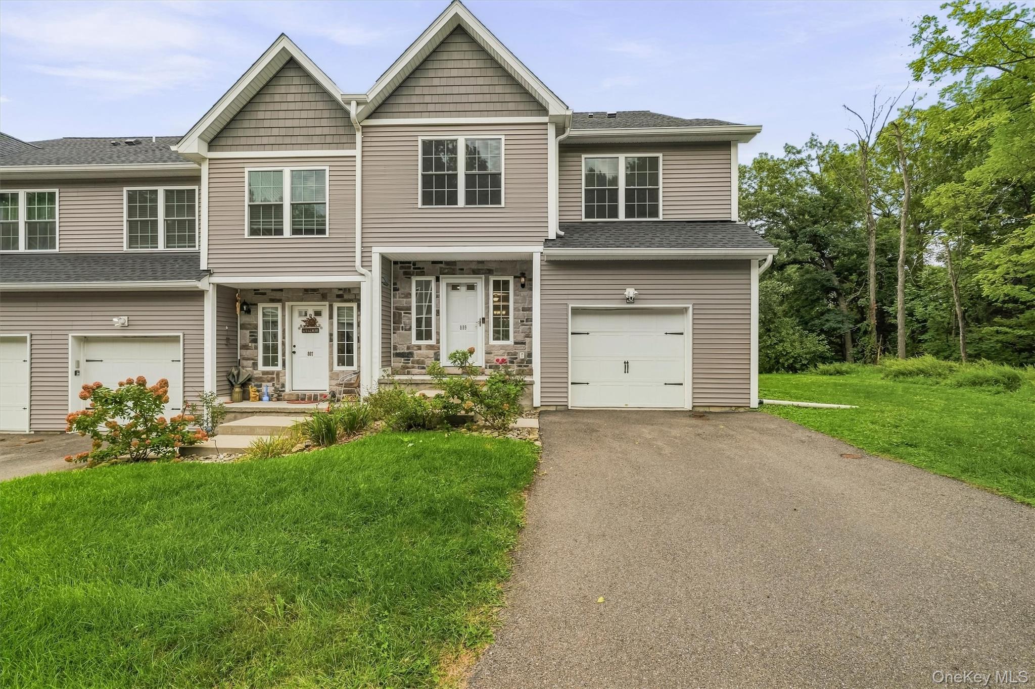 809 Fairway Court, New Windsor NY 12553