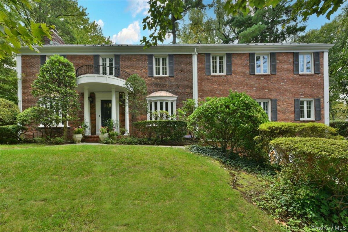 9 Dorset Road, Great Neck NY 11020
