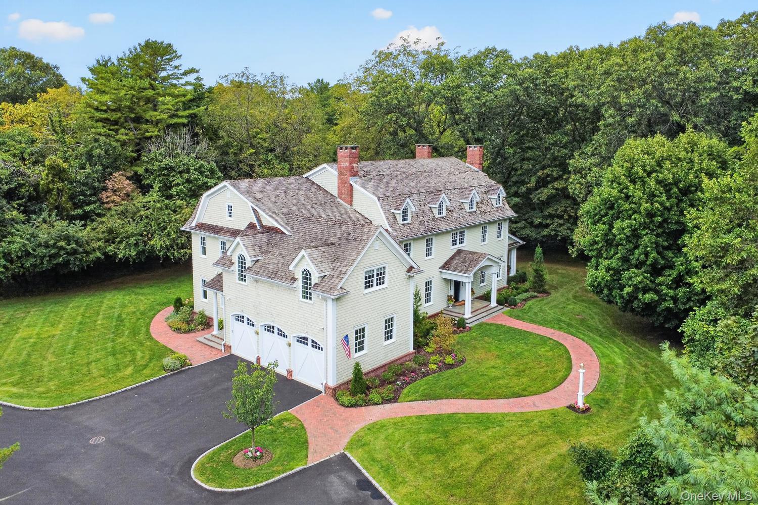 4 Wawapek Road, Cold Spring Harbor NY 11724