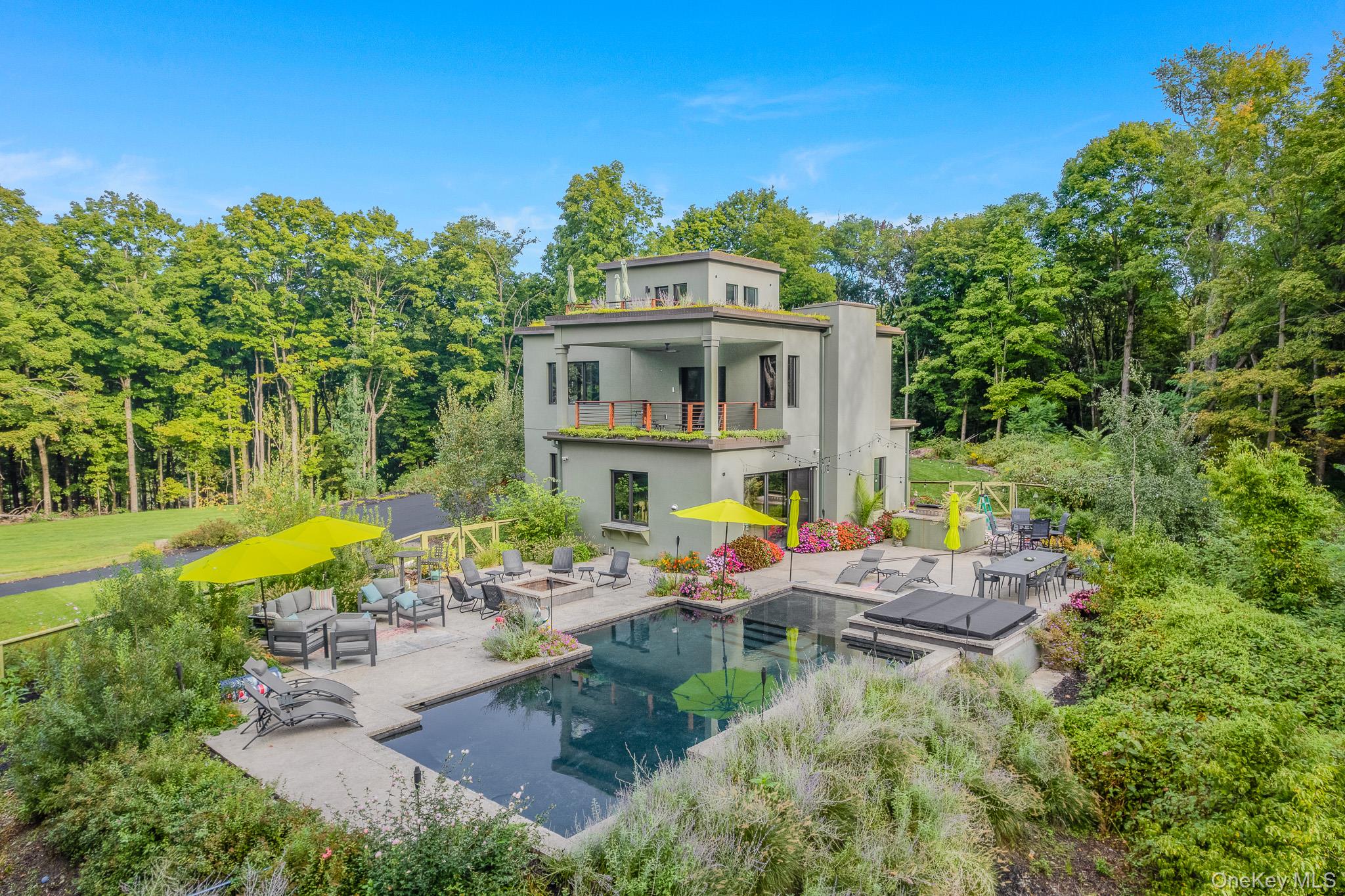 215 Smith Road, Poughkeepsie NY 12603
