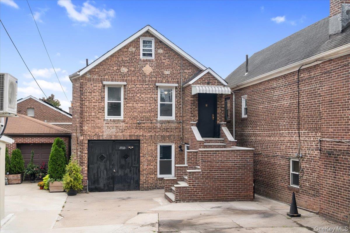 2760 Hering Avenue, Bronx NY 10469