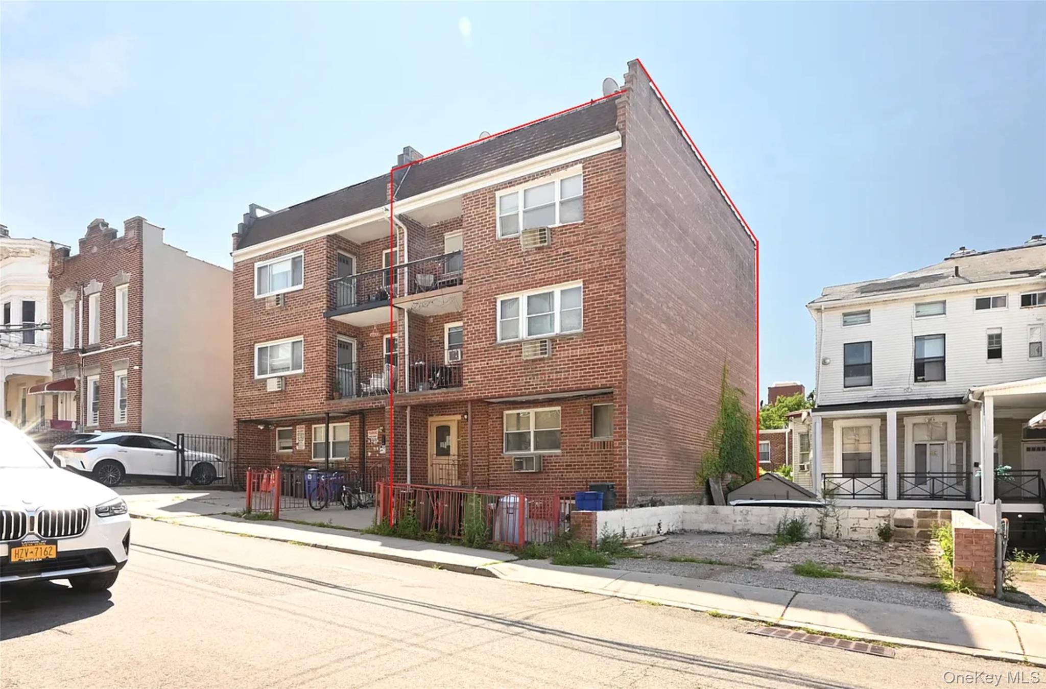 2540 14th Place, Astoria NY 11102