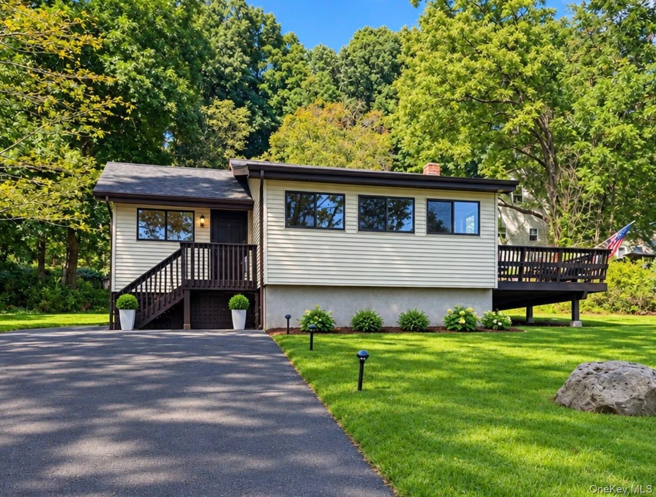 46 Lake Shore Drive N, Mahopac NY 10541