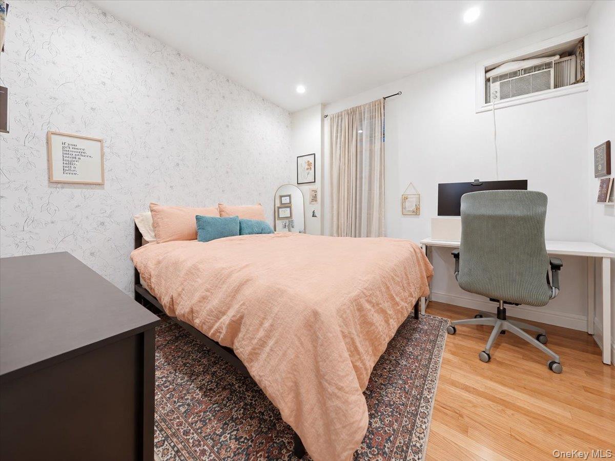 51 W 106th St New York Unit 1A, Manhattan NY 10025
