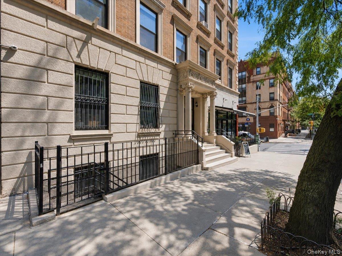 51 W 106th St New York Unit 1A, Manhattan NY 10025