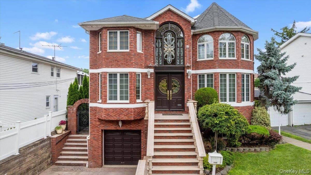 5125 Amboy Road, Staten Island NY 10312